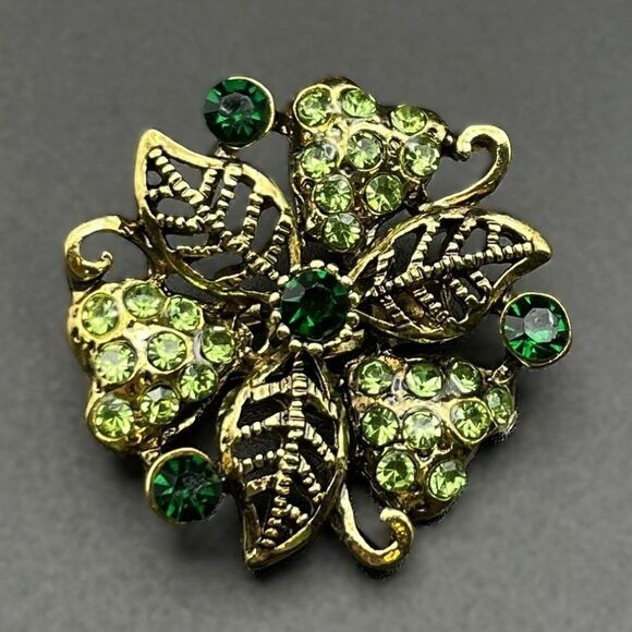 Yellow Gold with Emerald and Peridot Green Crystal Floral Leaf Pin Back Brooch - Picture 1 of 7